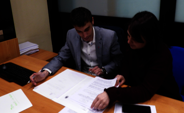 Javier Arias propone un pacto para evitar la desaparición del Colegio Luis del Olmo