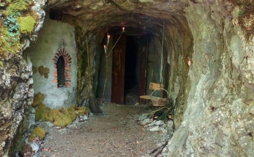 La Vieja del Monte abre las puertas de su cueva