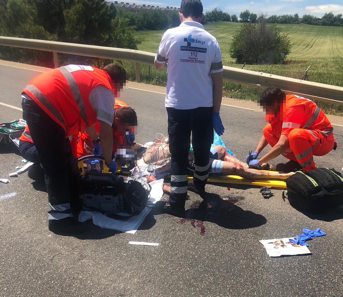 Herido muy grave un ciclista tras colisionar contra un coche en la Carretera de Fuensaldaña de Valladolid