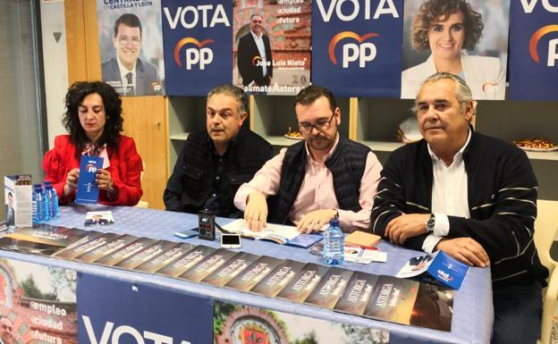 José Luis Nieto (PP) y Alonso Perandones (PS) se disputan la alcaldía de Astorga con siete concejales cada uno