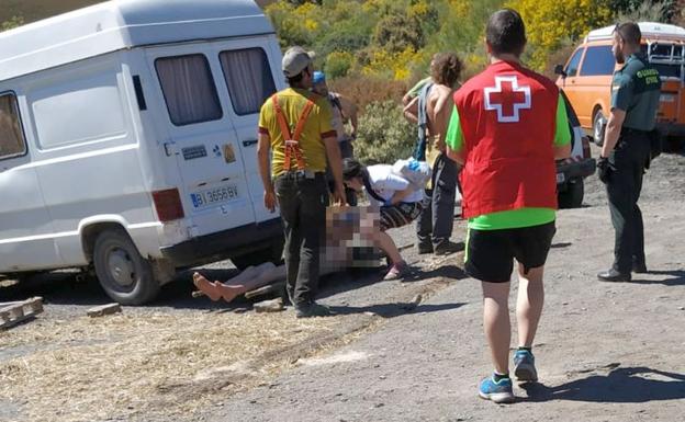 Localizan semidesnudo en el monte a un hombre desaparecido durante tres días en Mataveneros