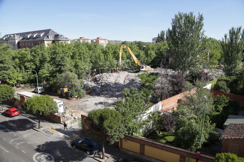 Demolición del instituto Santa Teresa de Valladolid