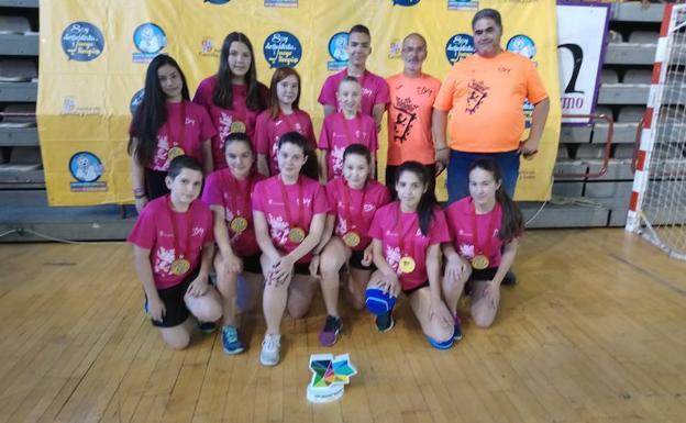 El Colegio Virgen Blanca repite como campeón escolar de Castilla y León de voleibol infantil