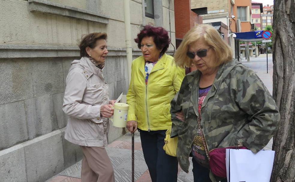 Ayudar 'cuesta un riñón'