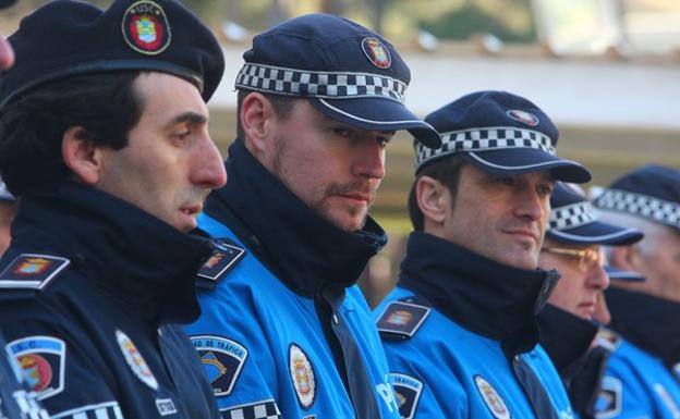 La alcaldesa de Ponferrada ensalza la «encomiable labor» de la Policía en la detención de la banda de robos en comercios
