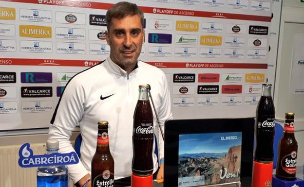 Bolo: «Vamos a Cartagena a buscar la portería contraria»