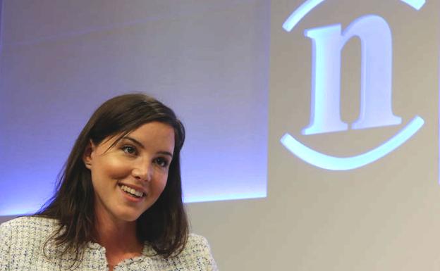 Andrea Fernández, la diputada más joven del PSOE: «El acoso en Internet duele, a mí me ha dolido. No podemos banalizarlo. Hay que debatir desde el respeto»