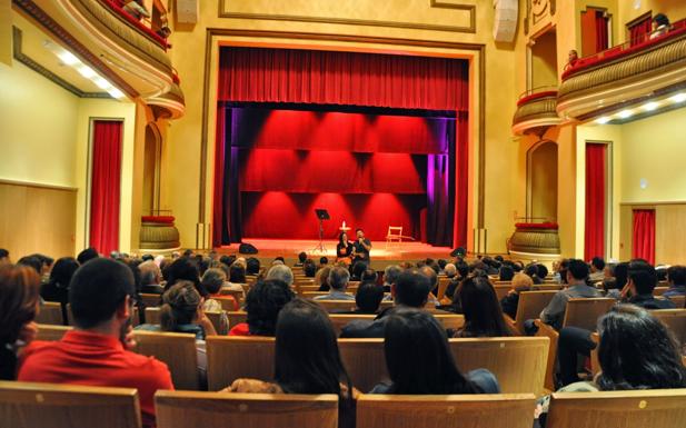 José Sacristán se subirá al escenario del teatro de La Bañeza