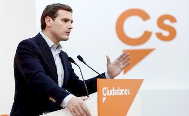 Rivera defiende que el cambio es que Cs entre en los gobiernos autonómicos y municipales