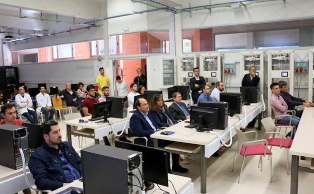 La ULE y Schneider Electric inauguran la primera Aula Tecnológica 'IoT' en Castilla y León