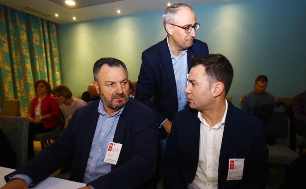 El PSOE de León propone al alcalde de Camponaraya como candidato a presidir la Diputación provincial