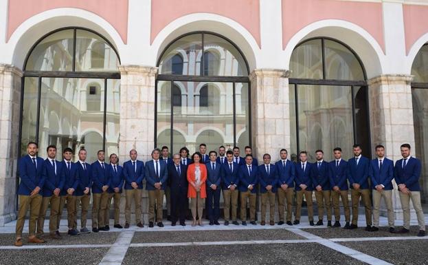 La Junta reconoce el esfuerzo de la Selección Autonómica de Fútbol