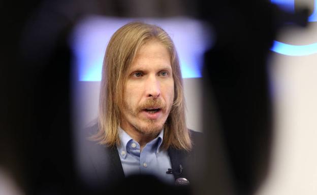 Pablo Fernández logra el respaldo de Podemos a nivel autonómico para seguir como secretario general