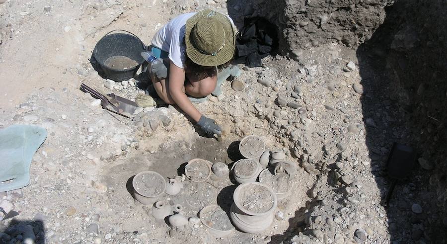 El espíritu descubridor de los voluntarios desenterrará el pasado en 21 enclaves arqueológicos en León