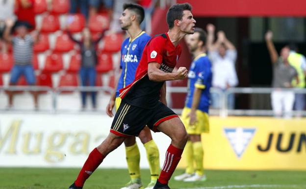 Claudio y Borja Valle, los únicos leoneses que siguen pugnando por el ascenso