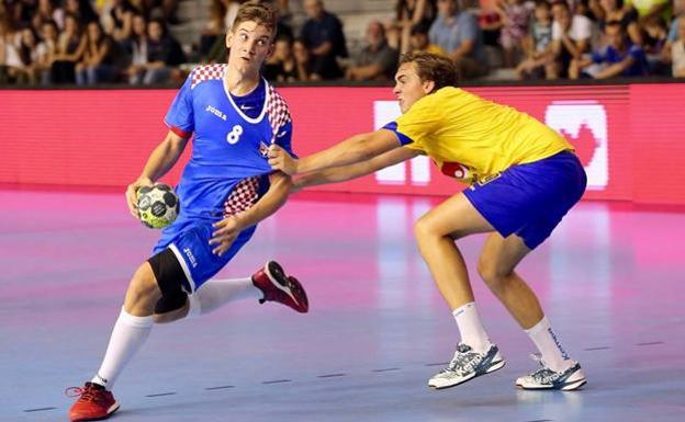 Tin Lucin, muy cerca del Abanca Ademar