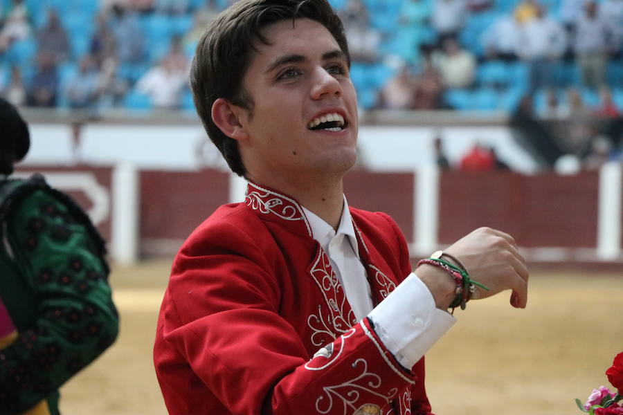 Corrida de rejones en la Plaza de Toros de León