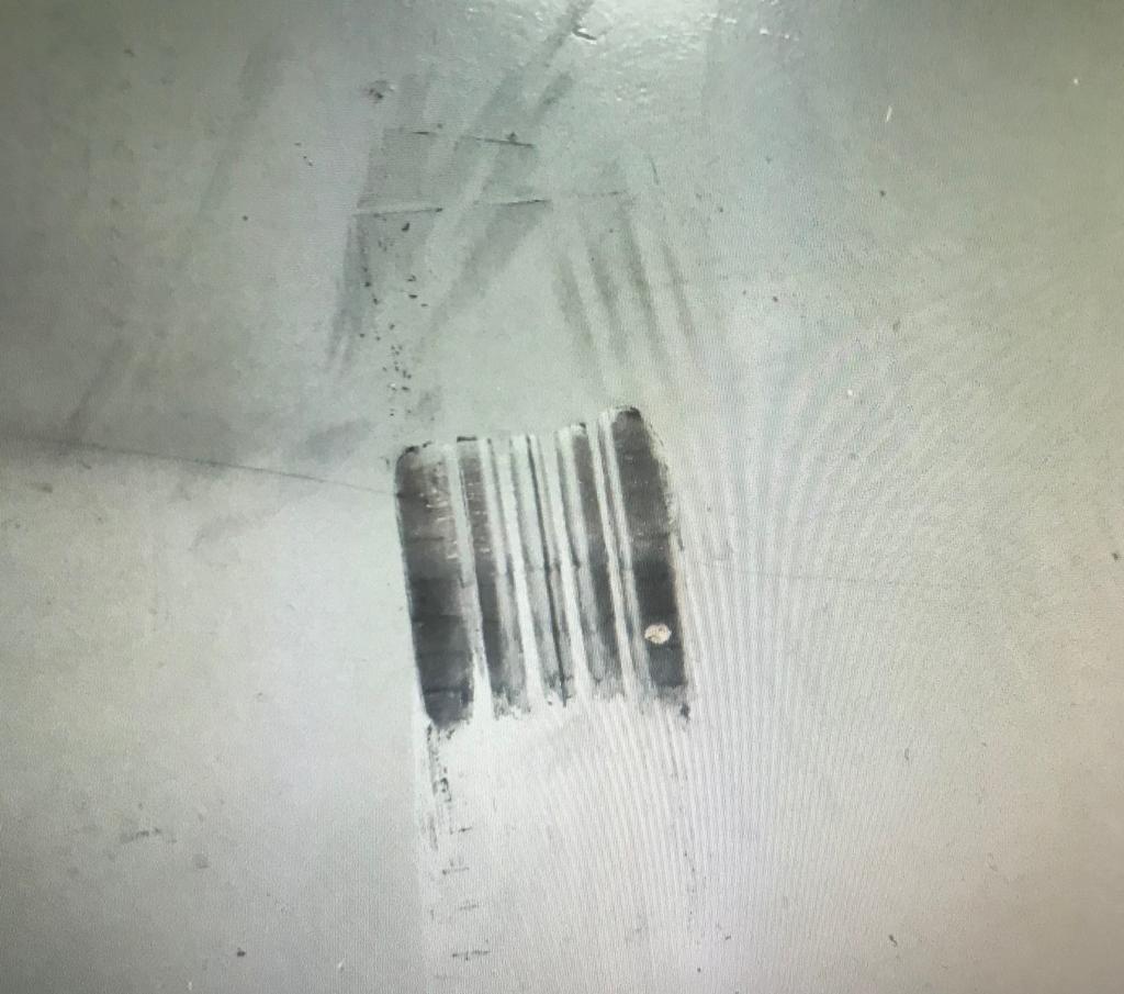 Un conductor convierte en un circuito el parking del Caño Badillo