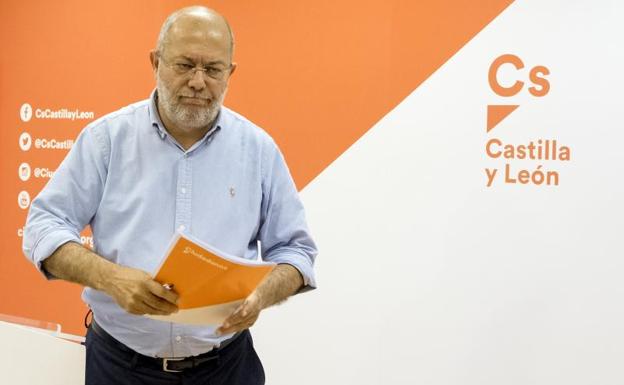 Igea: «Mañueco no es mi candidato ideal, pero alguien tiene que presidir la Junta»
