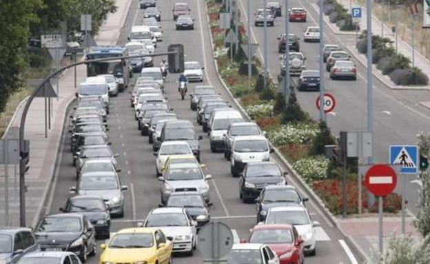 Las carreteras leonesas recibirán 1,6 millones de desplazamientos durante los meses de verano