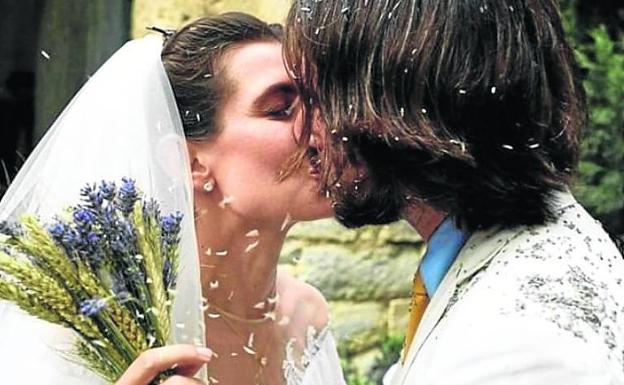 Boda sorpresa de Carlota Casiraghi en casa materna