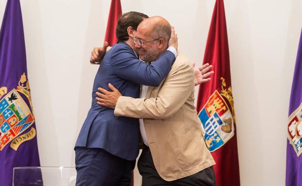 Mañueco e Igea garantizan un Gobierno unido y de estabilidad para los próximos cuatro años