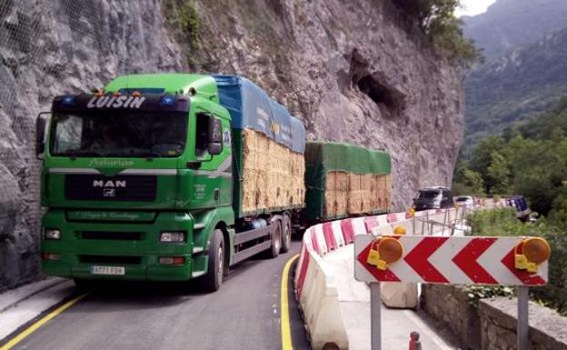 Abre al tráfico la conexión de León y Asturias por Sajambre tras cuatro meses de corte