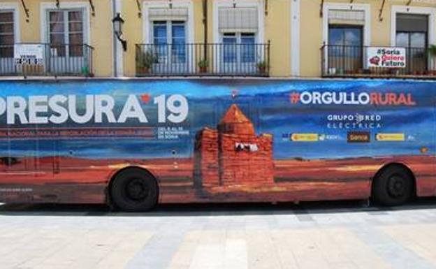 El autobús de la repoblación llega esta semana a La Bañeza