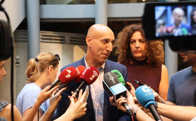 El alcalde de León será «reivindicativo» con la nueva Junta desde la «lealtad» a la institución