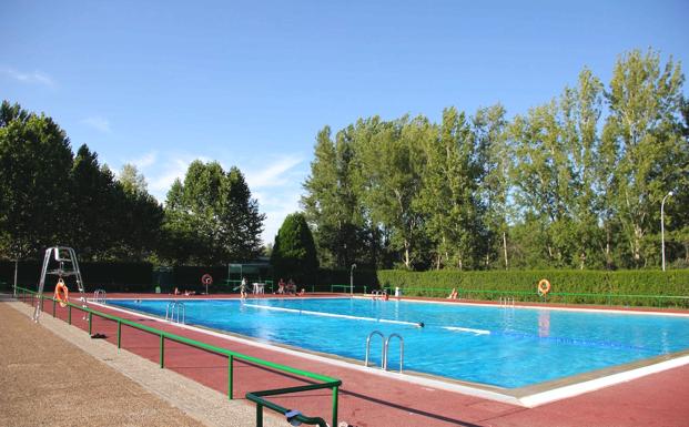 Refréscate en la piscina de Veguellina de Órbigo