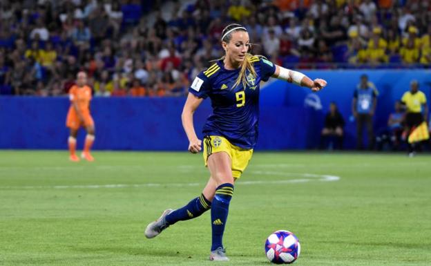 Asllani, primer fichaje del futuro Real Madrid femenino