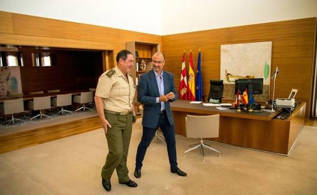 Fuentes inicia con Consejo Consultivo, Ejército y la portavoz de C's en Medina de Campo una ronda de contactos con actores sociales