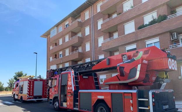 Varias explosiones en un poste de alta tensión desatan la alerta entre los vecinos de San Andrés