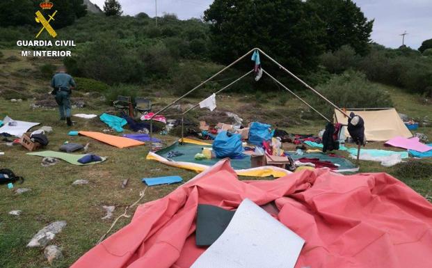 Evacúan a 323 menos acampados en Acebedo, Burón y Boca de Huérgano por el fuerte temporal