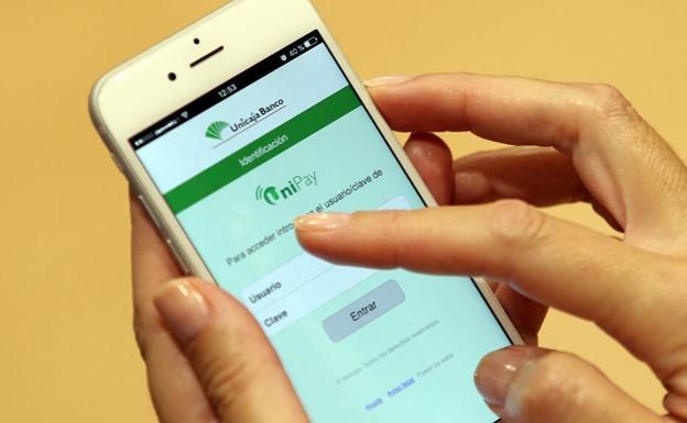 Unicaja ofrece a sus clientes la posibilidad de pagar a través del móvil con Google Pay