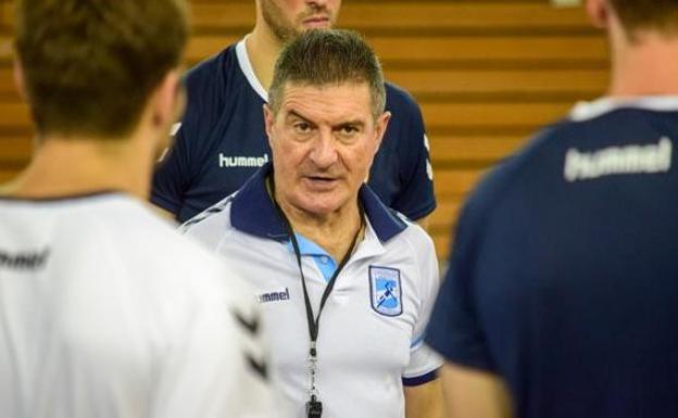 Cadenas mantendrá su planteamiento de pretemporada pese a duro comienzo
