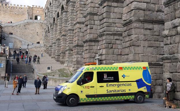 Fallece un hombre atropellado por su vehículo en un garaje de Segovia
