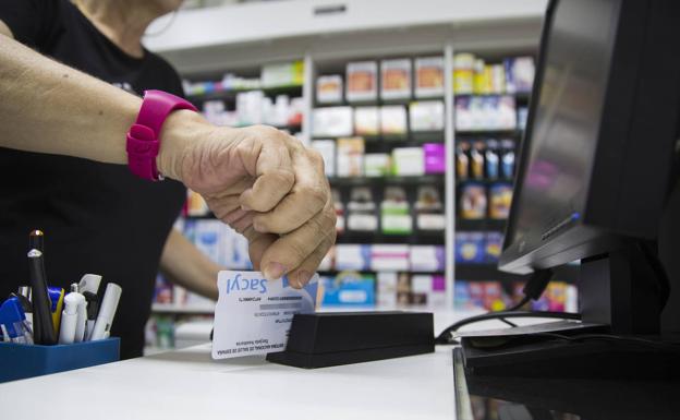 Las farmacias ya pueden dispensar recetas electrónicas de fuera de la comunidad