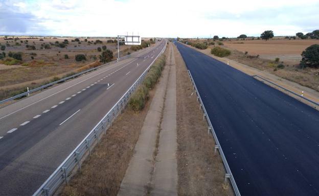 Fomento avanza en la reconstrucción de la A-66 con la rehabilitación de ochos nuevos kilómetros sentido Benavente