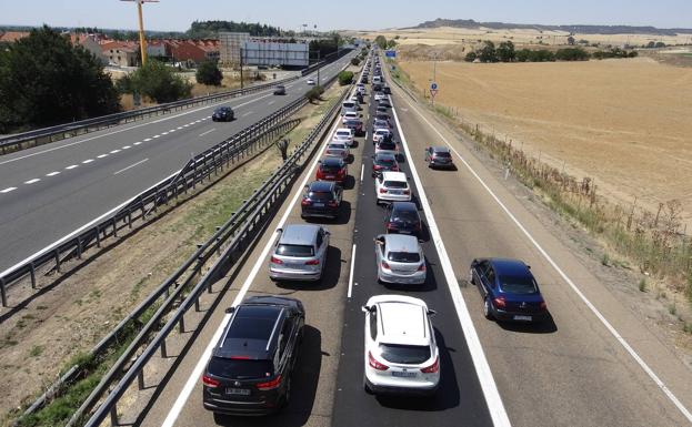 Otra colisión múltiple en Simancas colapsa la A-62 desde Valladolid