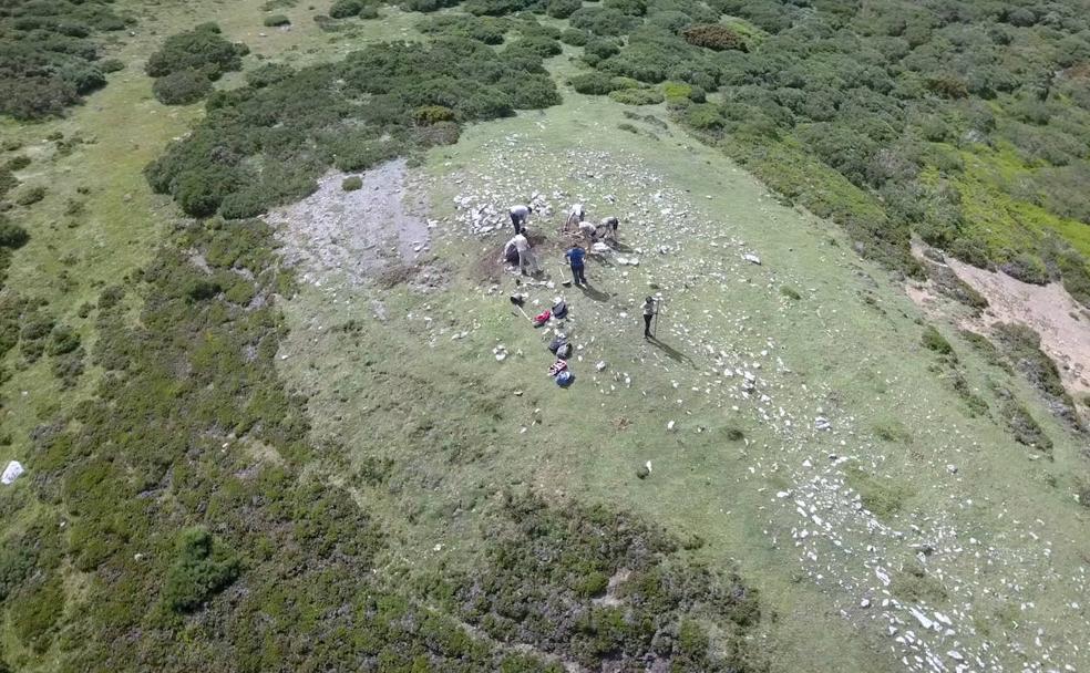 El tesoro romano de La Carisa a vista de pájaro