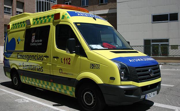 Tres heridas en una colisión entre dos turismos en la N-630 a la altura de Villamanín