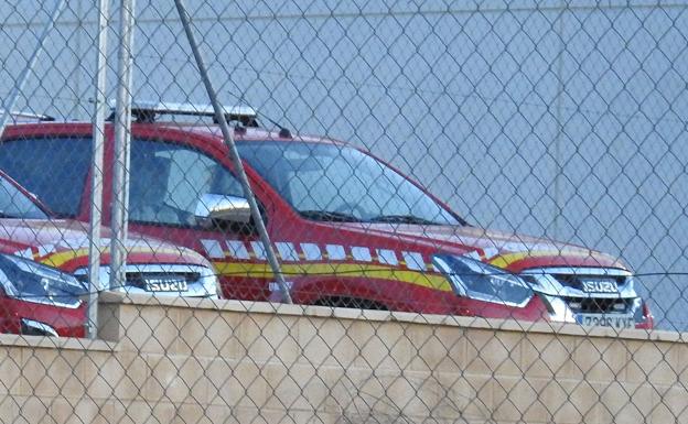 La Diputación ya tiene vehículos de bomberos pero carece de personal y ubicación para los mismos