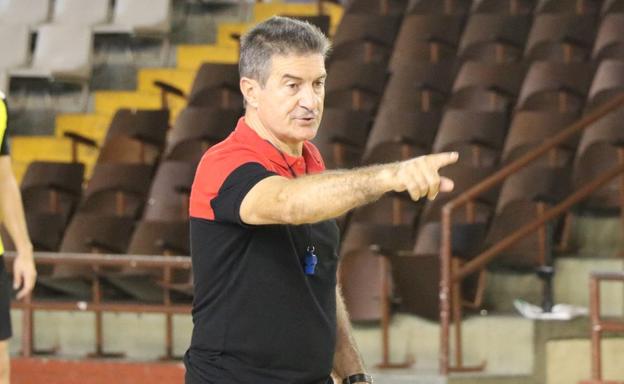 Cadenas: «Mi cima deportiva no es ir a Tokio 2020, es volver a entrenar al Abanca Ademar»