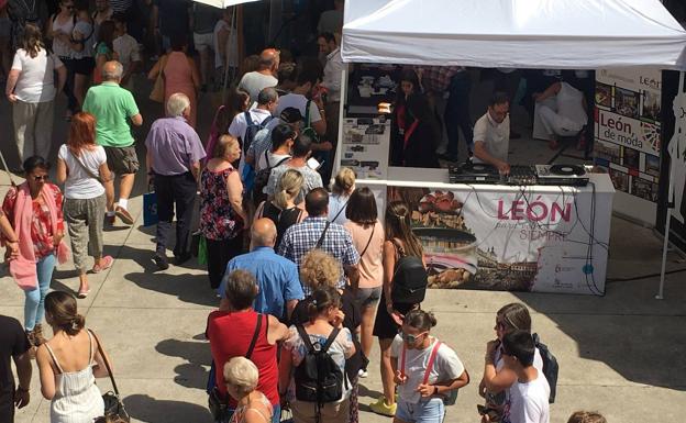 León desembarca en la Feria de Muestras de Gijón abanderado por sus sabores y su música