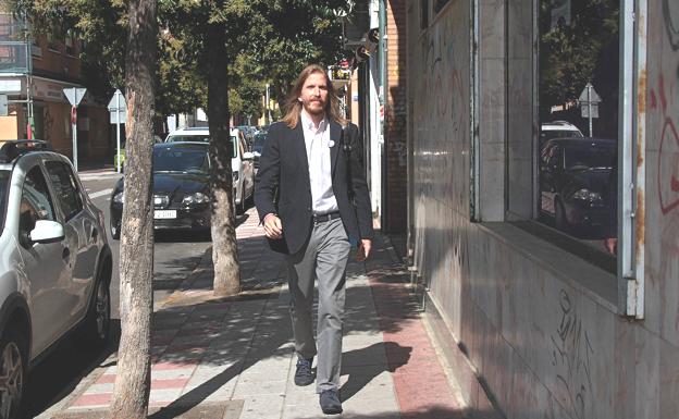 Pablo Fernández se muestra «optimista» y confía en un acuerdo con libertad de voto y una auditoría para León capital