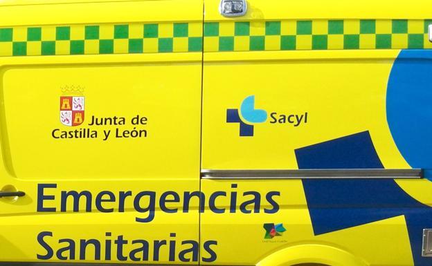 Dos jóvenes heridos en un accidente de moto en la localidad de Labaniego