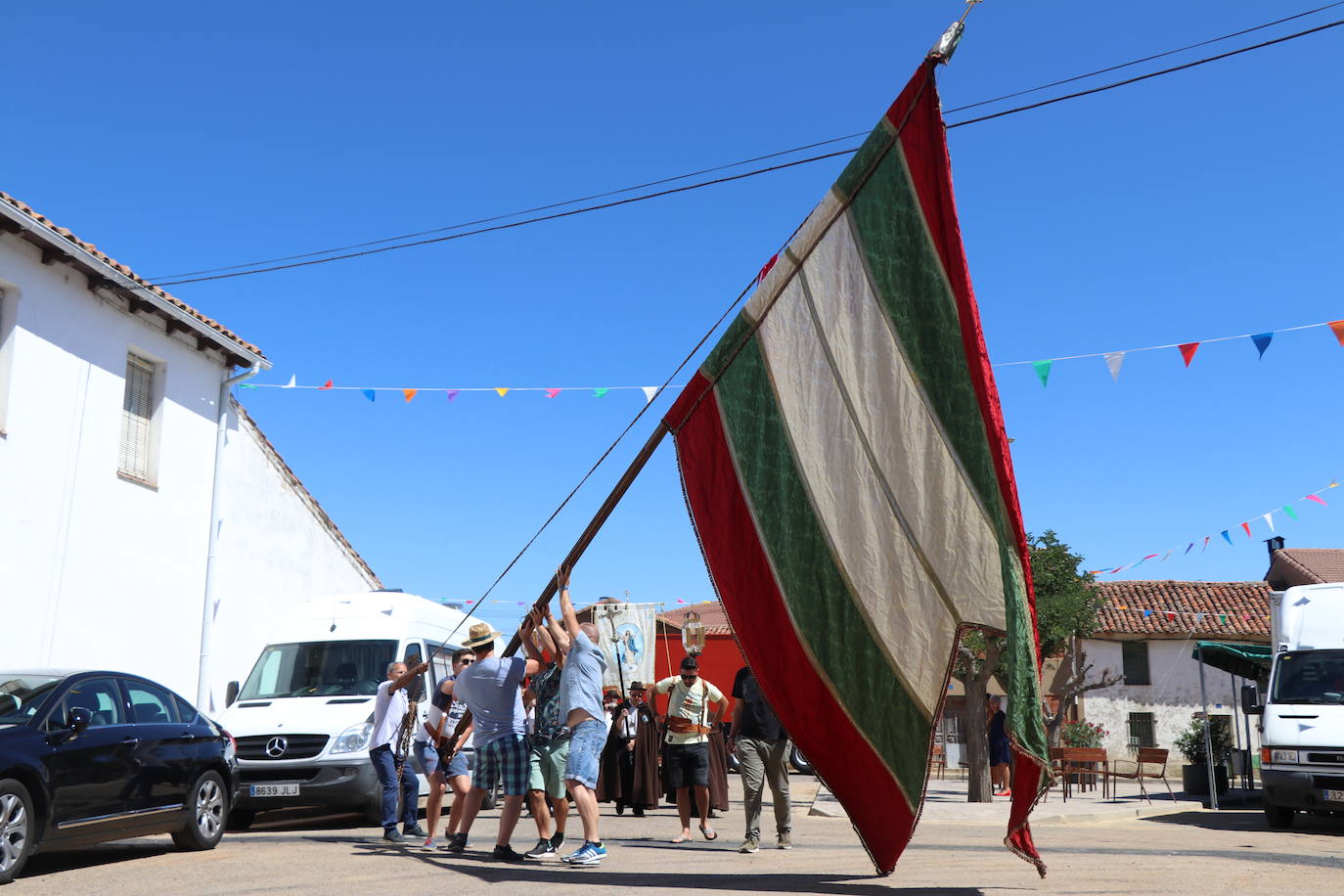 Nuestra Señora brilla en Arcahueja