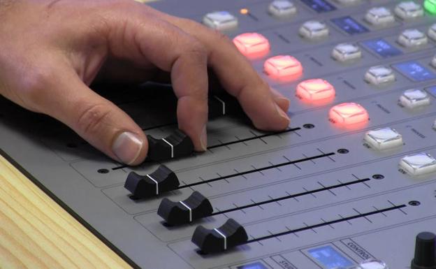 La radio, Pieza del Mes en el Museo Etnográfico Provincial de León de Mansilla de las Mulas