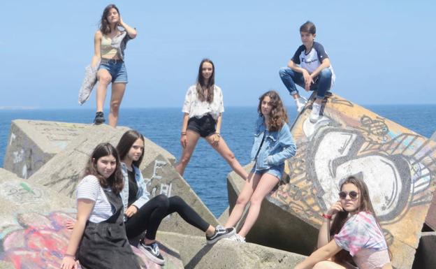 El grupo de pop-rock infantil 'Las Eléctricas', en el Museo de la Siderurgia
